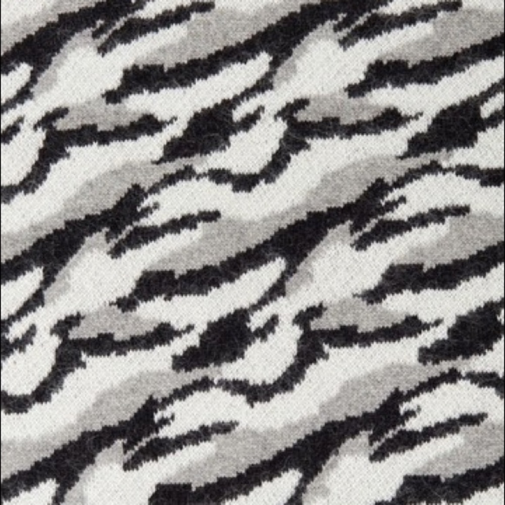 DVF Darrene Wool Circle Scarf with Leather Trim - Picture 2 of 4